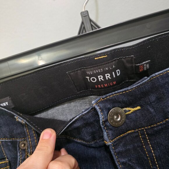 Torrid Premium Stretch Skinny Jeans | Size 16 | Dark Wash Denim - Picture 9 of 13